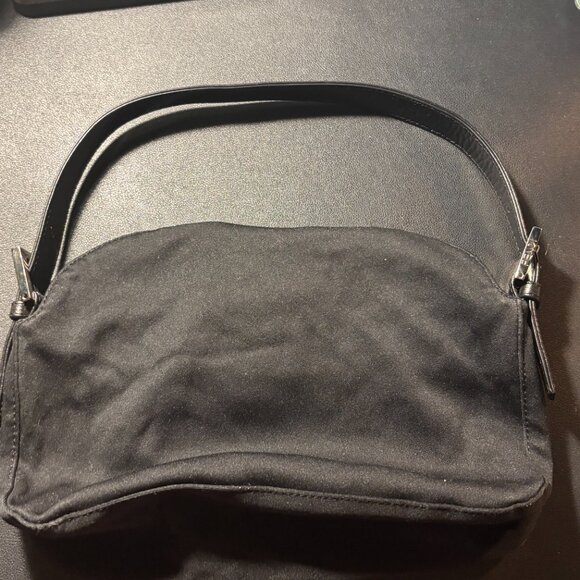 Fendi Vintage Baguette - Picture 3 of 16